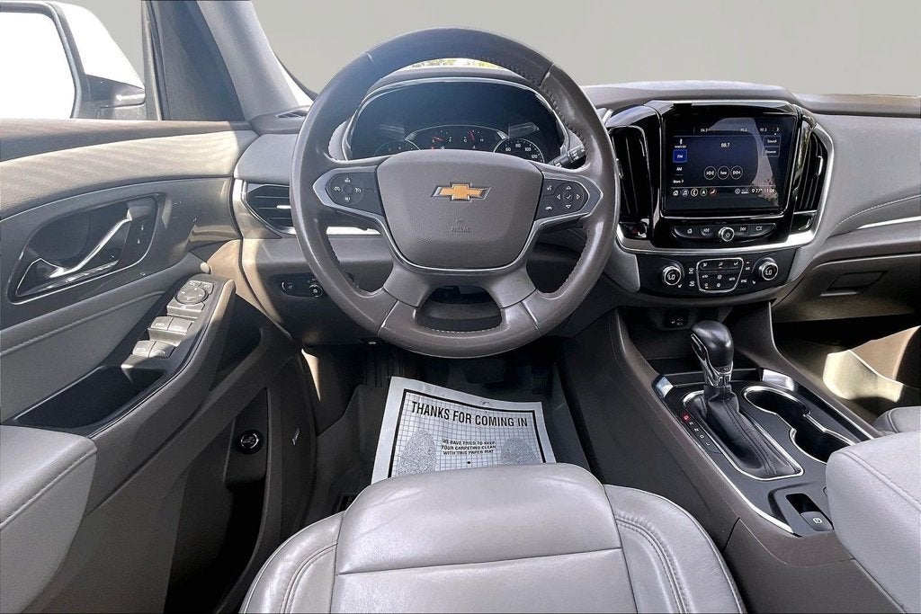 2021 Chevrolet Traverse LT Leather