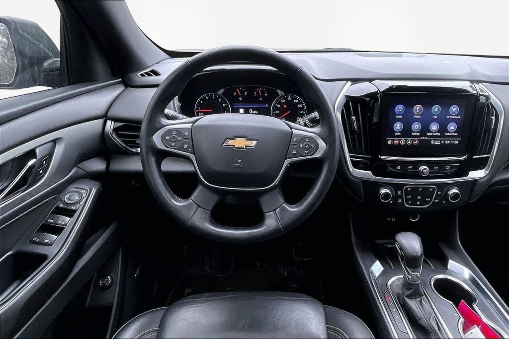 2022 Chevrolet Traverse LT Leather