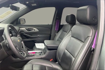 2022 Chevrolet Traverse LT Leather