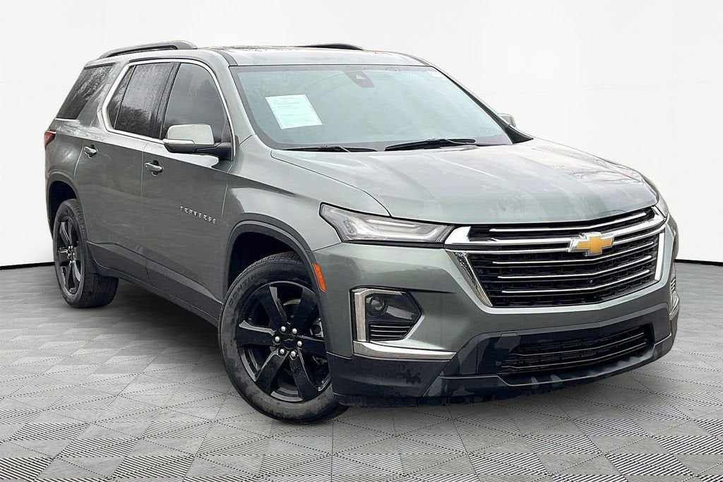 2022 Chevrolet Traverse LT Leather