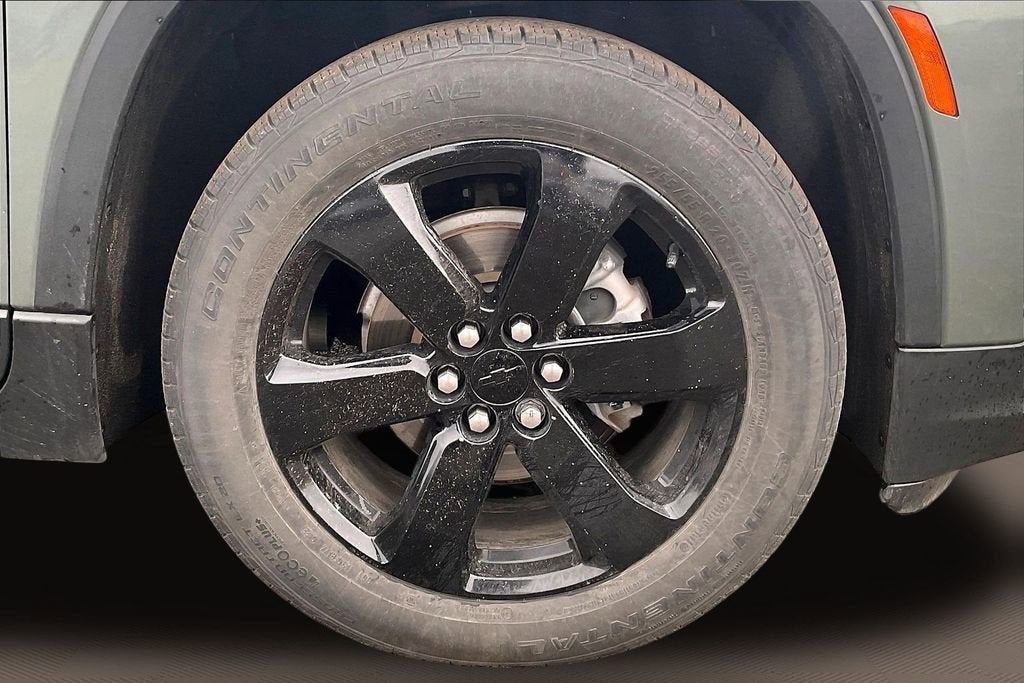 2022 Chevrolet Traverse LT Leather