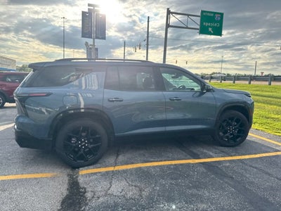 2025 Chevrolet Traverse RS