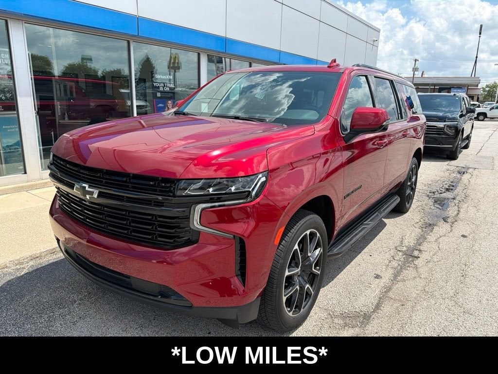 2024 Chevrolet Suburban RST