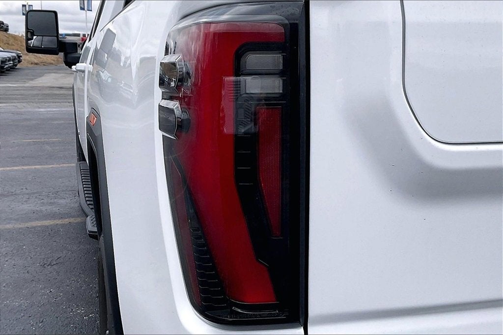 2025 GMC Sierra 3500 HD AT4