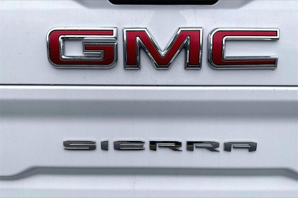 2025 GMC Sierra 3500 HD AT4