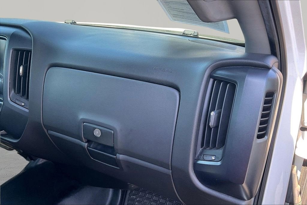 2017 GMC Sierra 1500 REG CAB 2WD 133.0