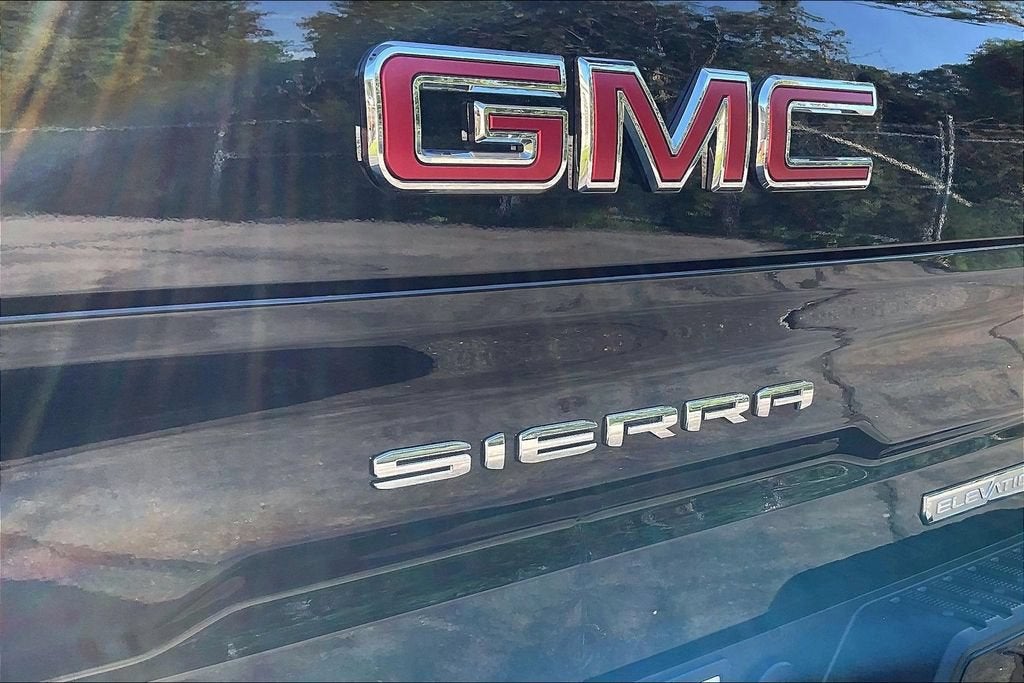 2023 GMC Sierra 1500 Elevation
