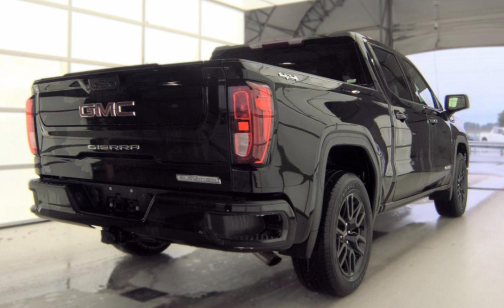 2023 GMC Sierra 1500 Elevation