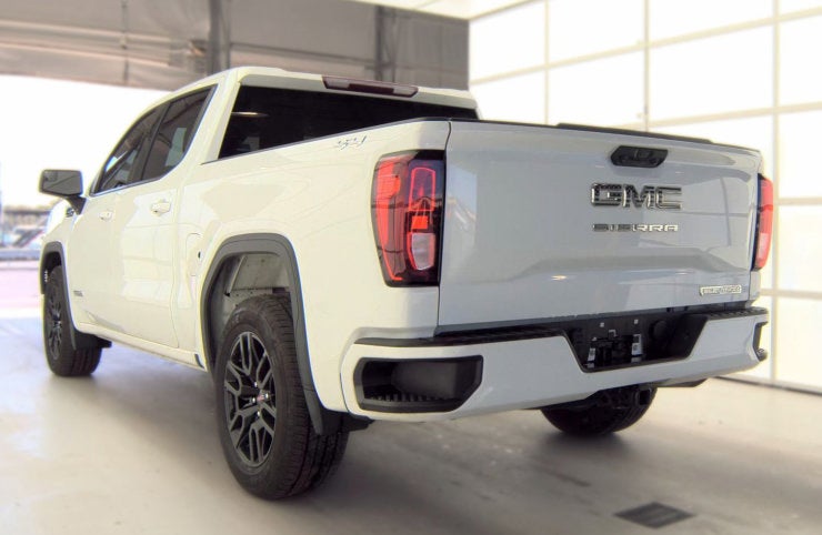 2024 GMC Sierra 1500 Elevation