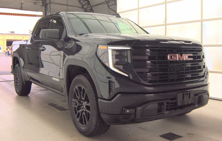 2025 GMC Sierra 1500 Elevation