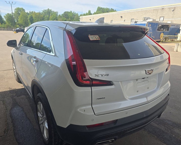 2023 Cadillac XT4 AWD Luxury
