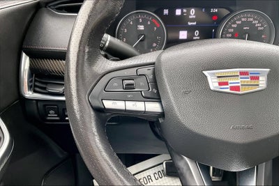 2022 Cadillac XT4 AWD Sport