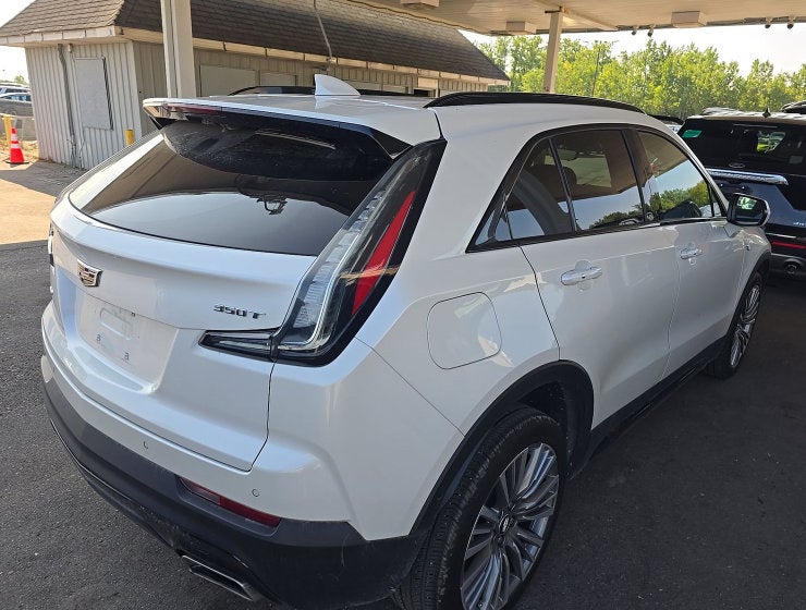 2022 Cadillac XT4 AWD Sport