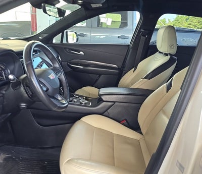 2022 Cadillac XT4 AWD Sport
