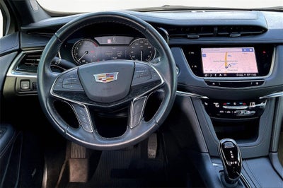 2022 Cadillac XT5 Premium Luxury