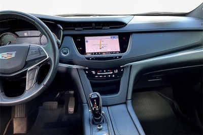 2022 Cadillac XT5 Premium Luxury