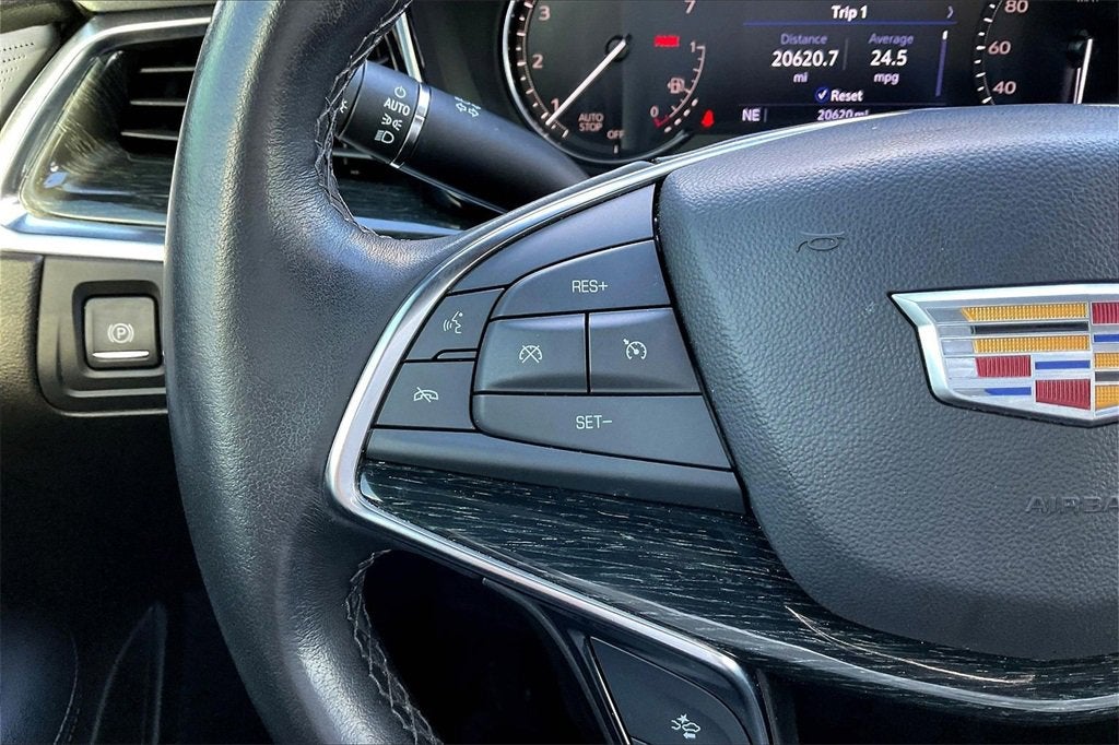 2022 Cadillac XT5 Premium Luxury