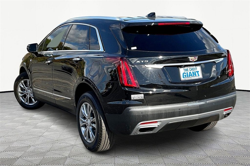 2022 Cadillac XT5 Premium Luxury