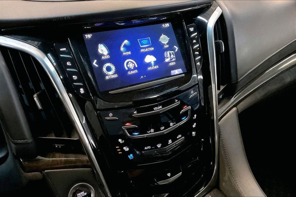 2017 Cadillac Escalade Platinum