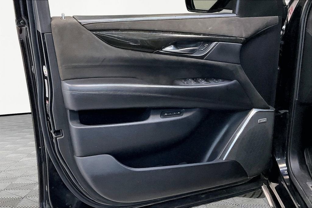 2017 Cadillac Escalade Platinum