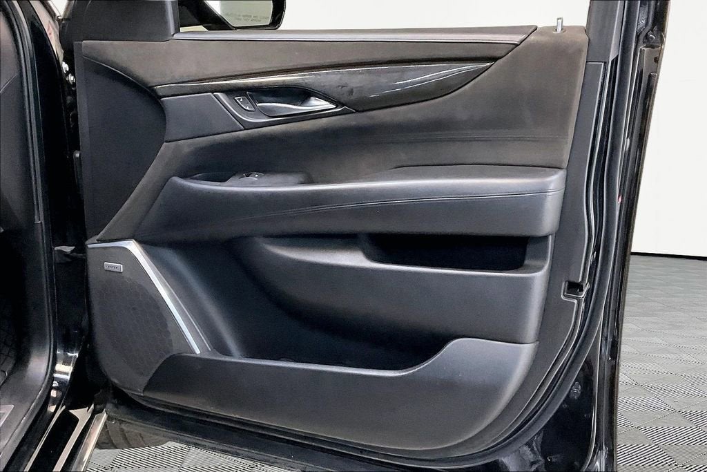 2017 Cadillac Escalade Platinum