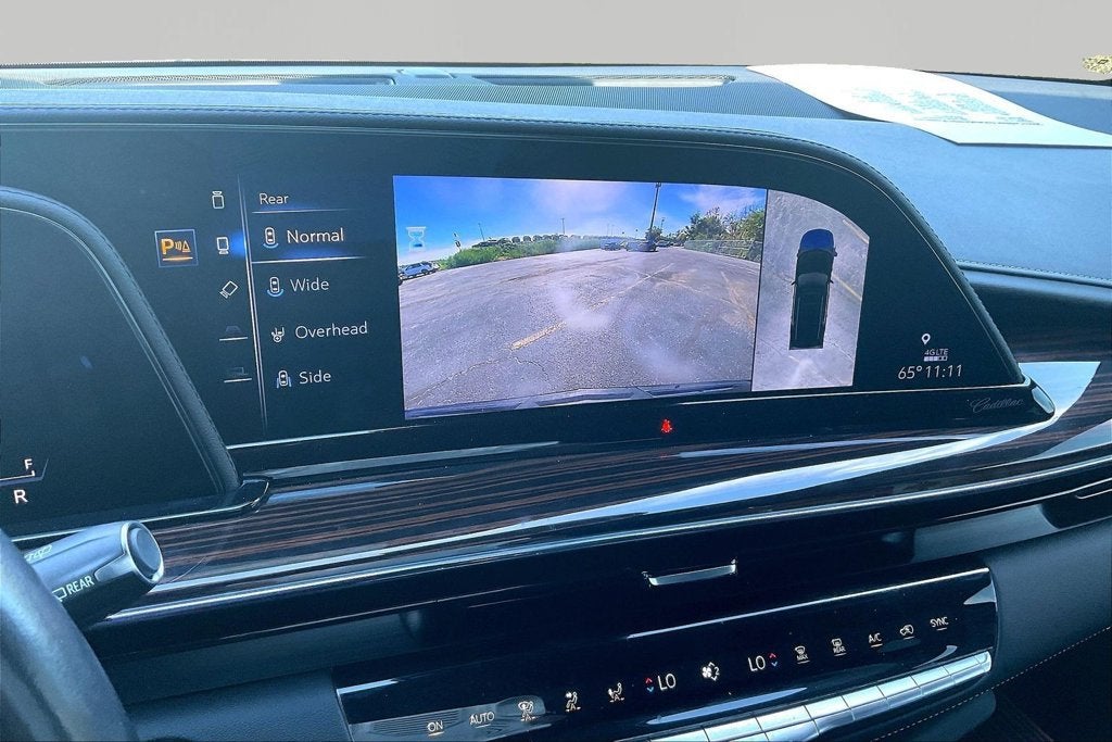 2023 Cadillac Escalade ESV 4WD Premium Luxury