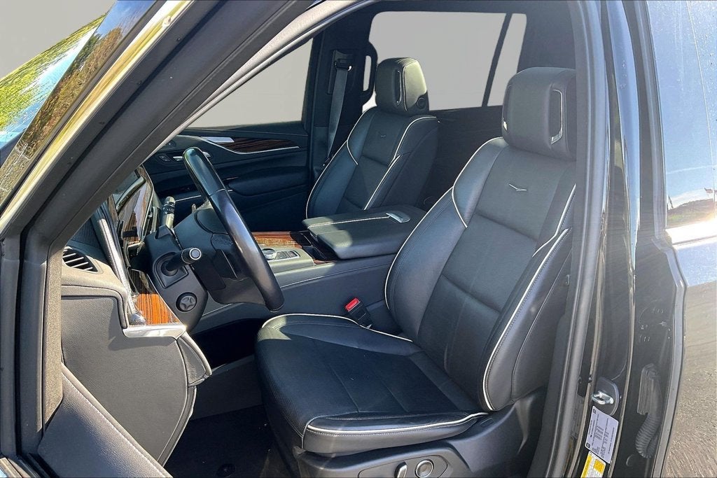2023 Cadillac Escalade ESV 4WD Premium Luxury