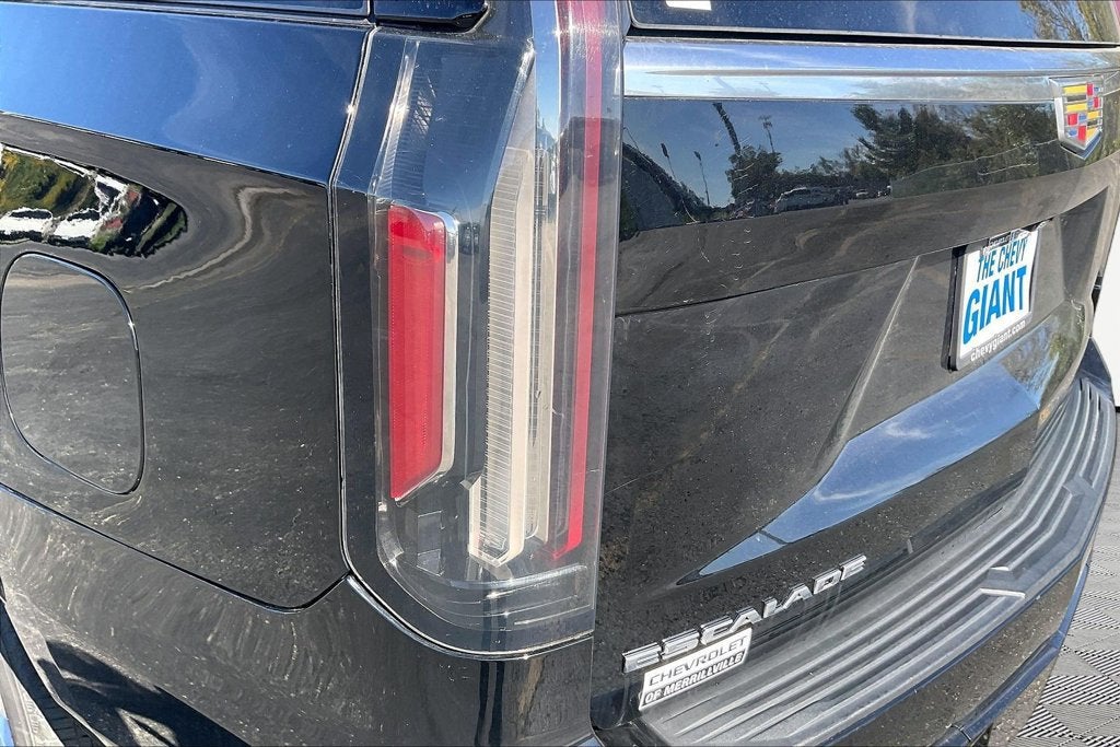 2023 Cadillac Escalade ESV 4WD Premium Luxury
