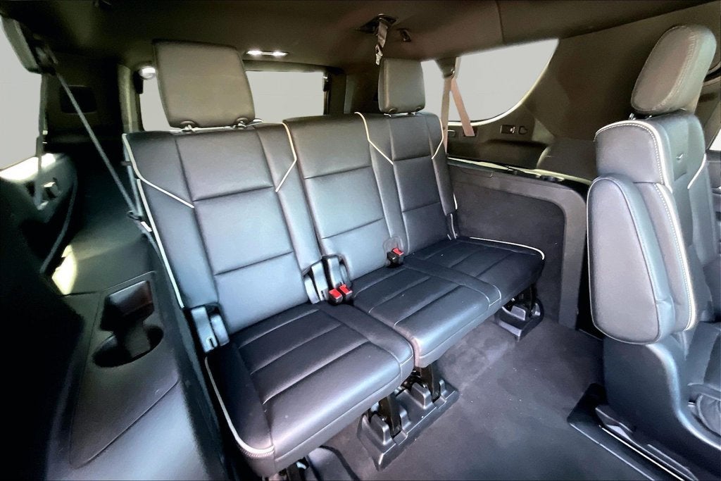 2023 Cadillac Escalade ESV 4WD Premium Luxury