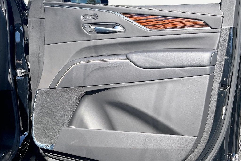 2023 Cadillac Escalade ESV 4WD Premium Luxury