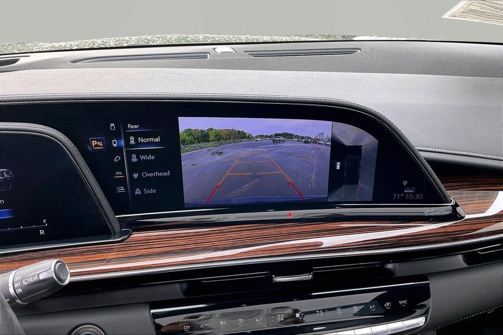 2023 Cadillac Escalade ESV 4WD Premium Luxury