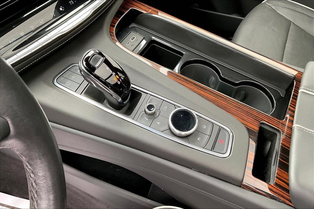 2023 Cadillac Escalade ESV 4WD Premium Luxury