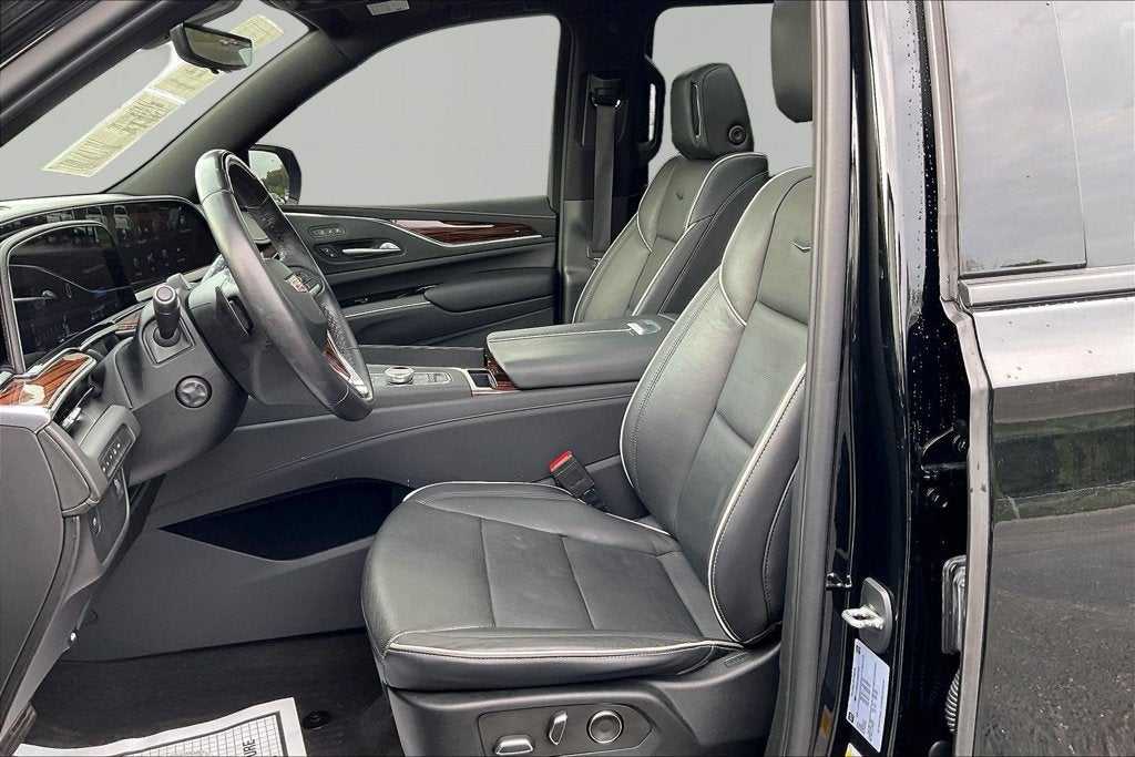 2023 Cadillac Escalade ESV 4WD Premium Luxury