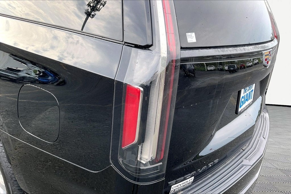 2023 Cadillac Escalade ESV 4WD Premium Luxury