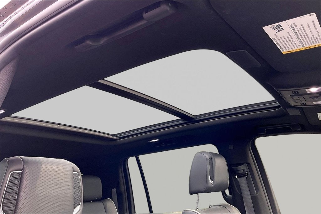 2023 Cadillac Escalade ESV 4WD Premium Luxury