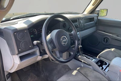 2006 Jeep Commander 4WD SPORT