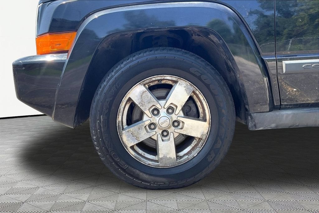 2006 Jeep Commander 4WD SPORT