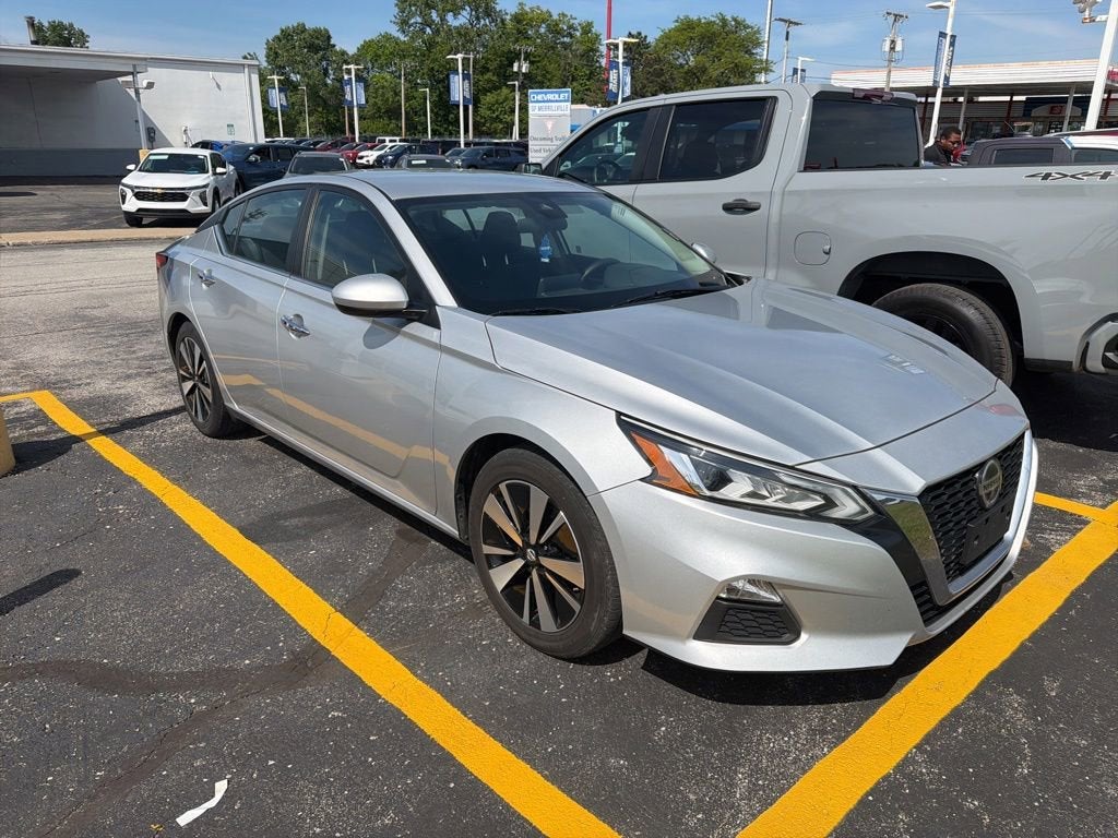 2022 Nissan Altima 2.5 SV