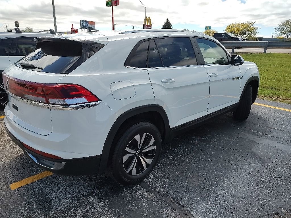 2025 Volkswagen Atlas Cross Sport 2.0T SE