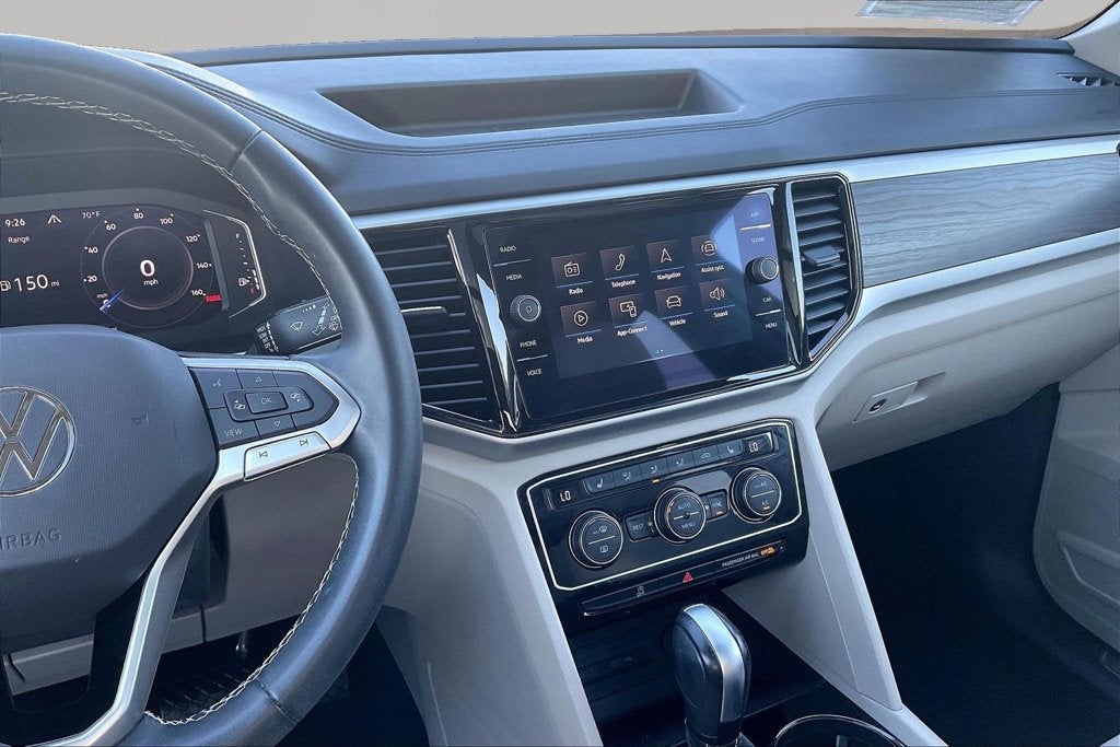 2023 Volkswagen Atlas 3.6L V6 SE w/Technology