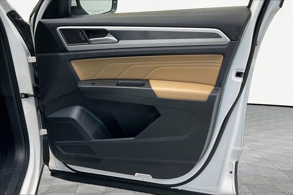 2023 Volkswagen Atlas Cross Sport 2.0T SE
