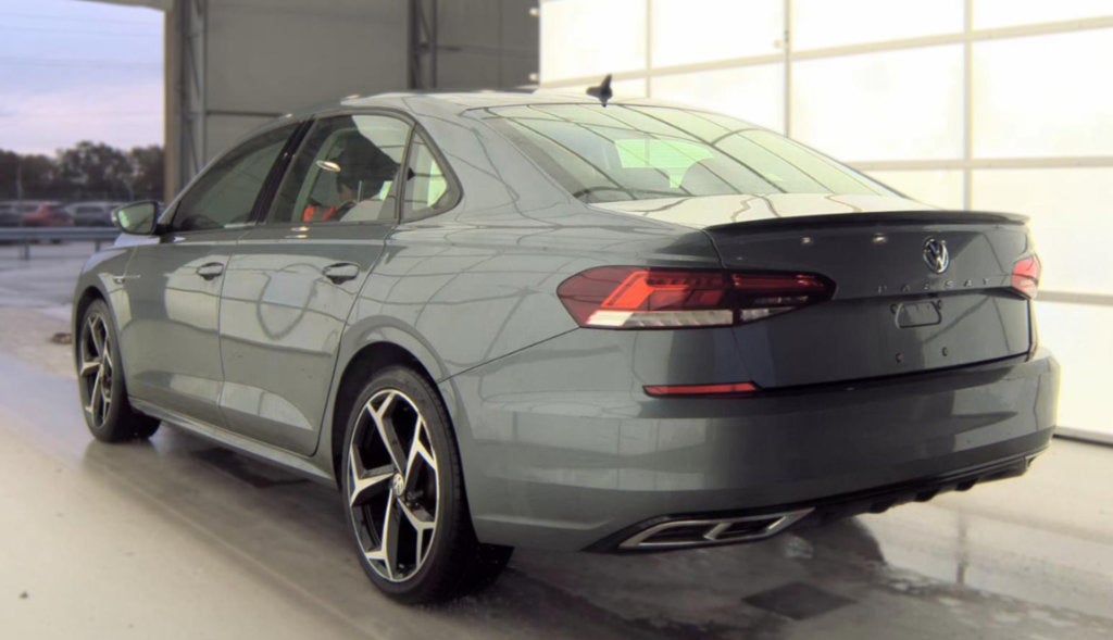 2020 Volkswagen Passat 2.0T R-Line