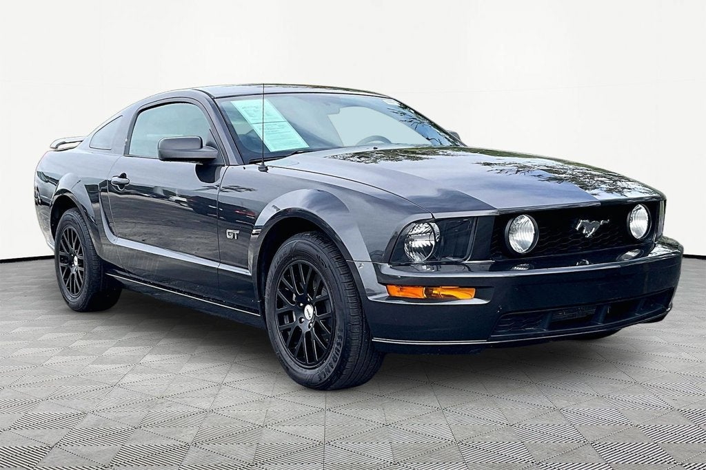 2007 Ford Mustang GT Deluxe