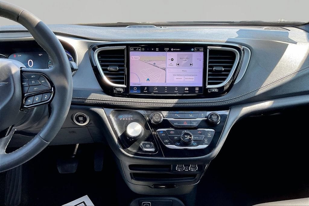 2024 Chrysler Pacifica Hybrid S Appearance Pkg