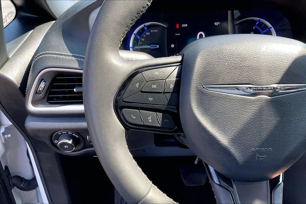 2024 Chrysler Pacifica Hybrid S Appearance Pkg