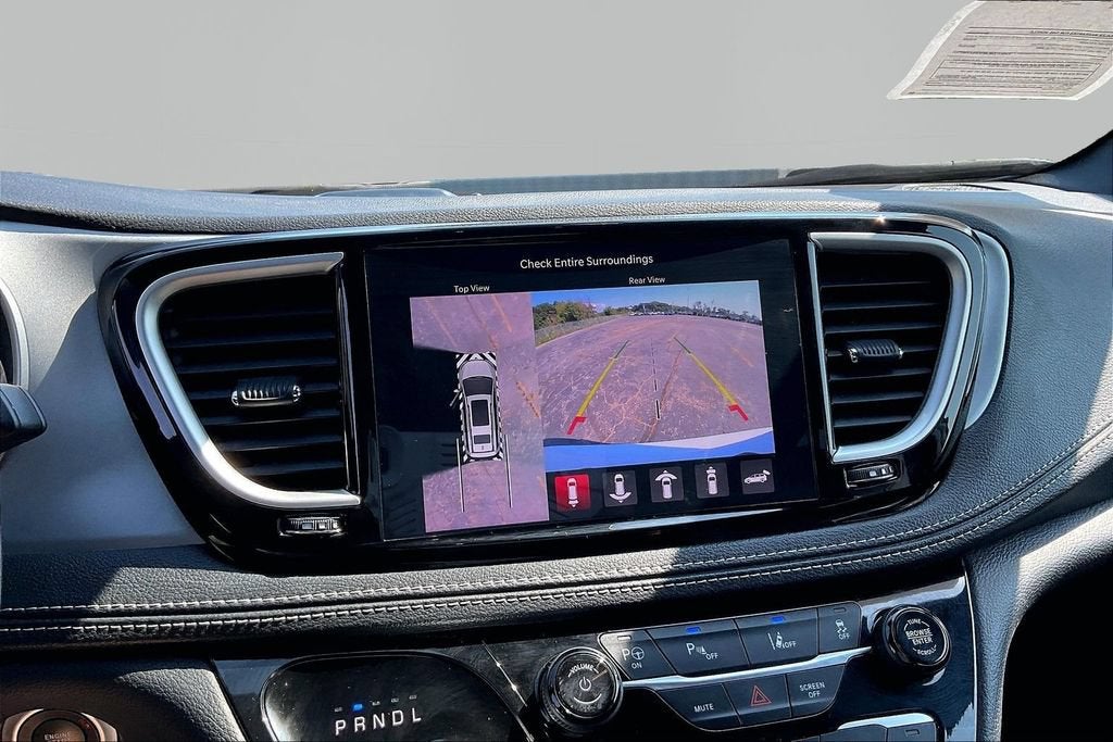 2024 Chrysler Pacifica Hybrid S Appearance Pkg