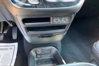 2024 Chrysler Pacifica Hybrid S Appearance Pkg
