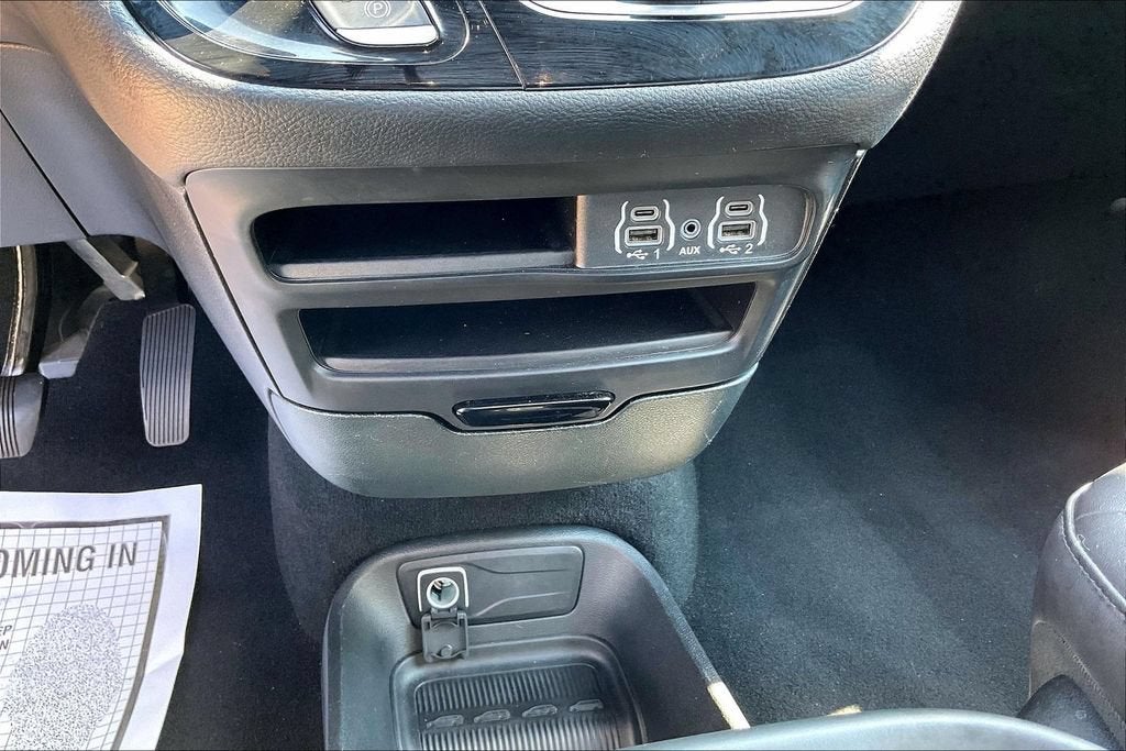 2024 Chrysler Pacifica Hybrid S Appearance Pkg