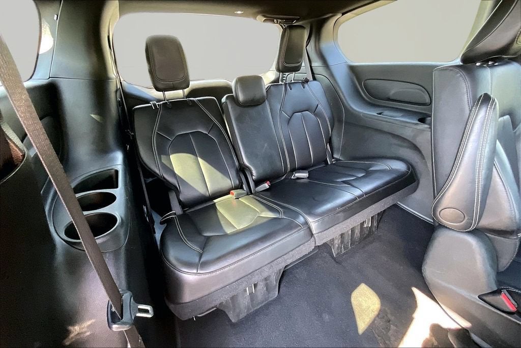 2024 Chrysler Pacifica Hybrid S Appearance Pkg