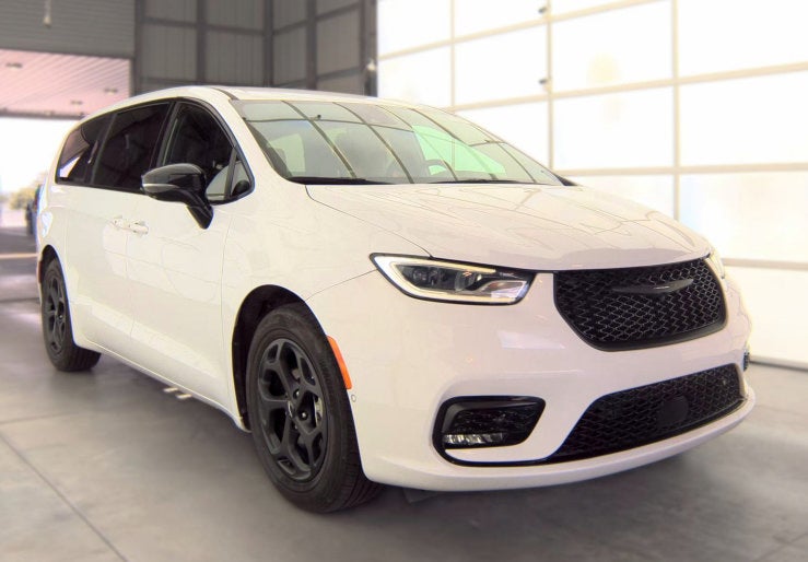 2024 Chrysler Pacifica Hybrid S Appearance Pkg